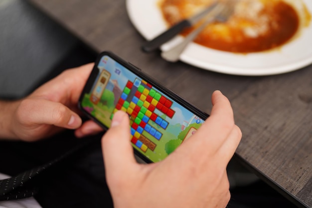 Jak grać multiplayer w Minecraft z przyjaciółmi?