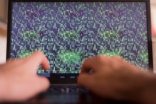 Jak używać kodów w Minecraft, żeby gra stała się ciekawsza?