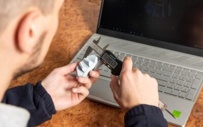 Ile kosztuje wymiana zawiasów w laptopie?