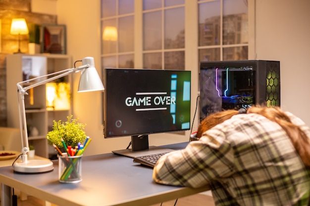 Jak pobrać fajne gry na PC bezpiecznie i legalnie?