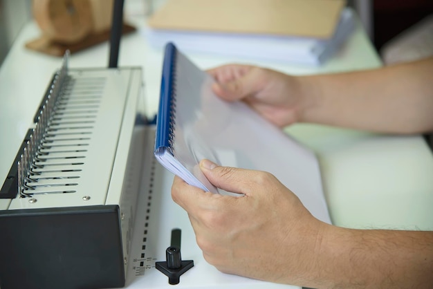 Jaki program do rozpakowywania plików warto wybrać?