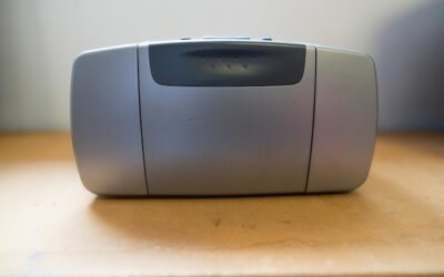 Jbl charge 3 jak podłączyć pendrive do głośnika?