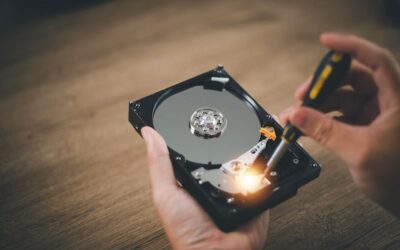 Od czego zależy ile kosztuje naprawa dysku twardego?