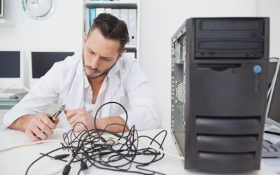 Do czego służy pamięć w komputerze i jak wpływa na jego działanie?