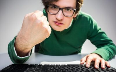 Jak sprawdzić chłodzenie komputera w domowych warunkach?