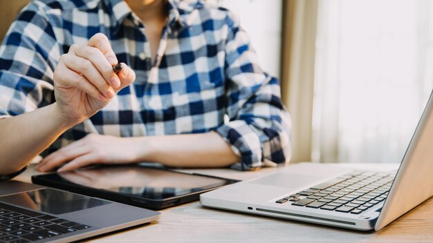 Jak sprawdzić wydajność komputera online?