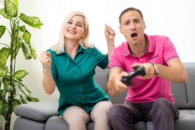 Xbox One jak grać na dwa pady w ulubione gry?