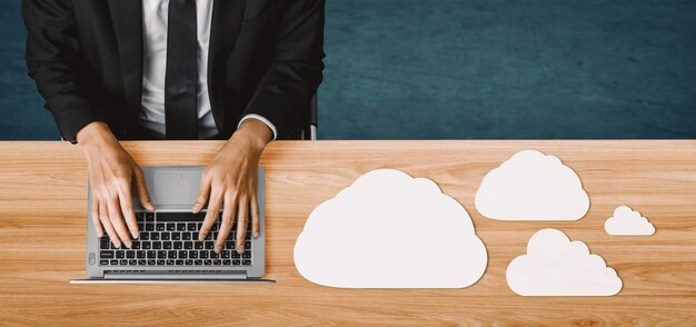 Czym jest chmura jako przestrzeń internetowa i do czego może służyć?