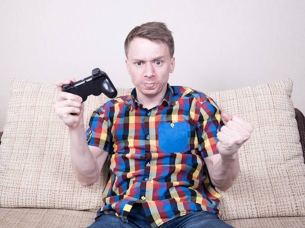 Jaka gra na PS4 będzie dobrą odskocznią po pracy?