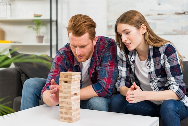 Jakie są gry na dwie osoby i które sprawdzą się w domu?