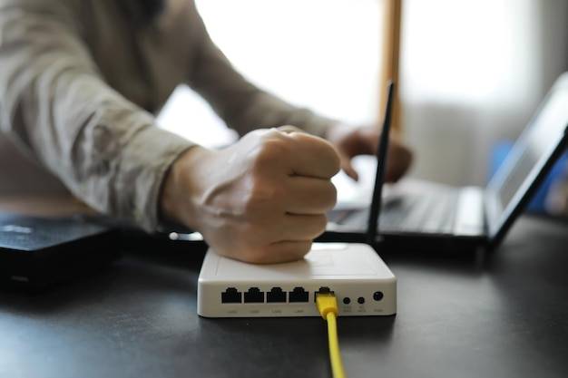 Jak podłączyć nowy router TP Link do domowej sieci?
