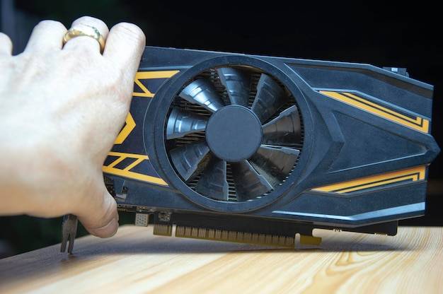 Jak zmienić ustawienia karty graficznej w Windows 10?