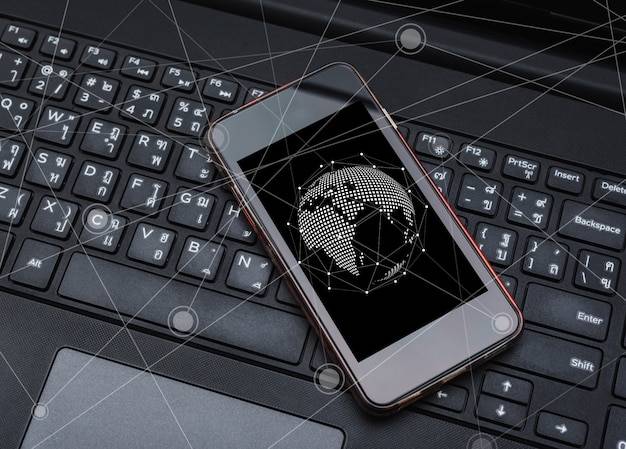 Jaki system ma Huawei i czym się wyróżnia?