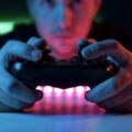 Jak grać na 2 pady Xbox na jednym komputerze?