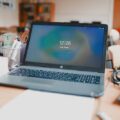 Laptop do 6000 zł – kiedy warto zainwestować większy budżet w sprzęt poleasingowy klasy premium?