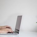 Co oznacza pamięć RAM i do czego służy w komputerze?