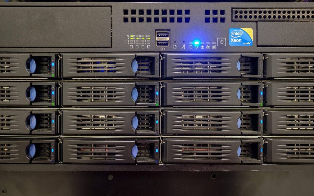 Na czym polega cloud computing i kiedy warto z niego korzystać?