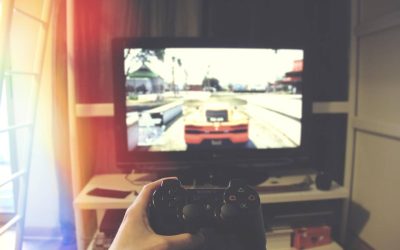 Jaki telewizor z internetem kupić, żeby cieszyć się wygodą oglądania?